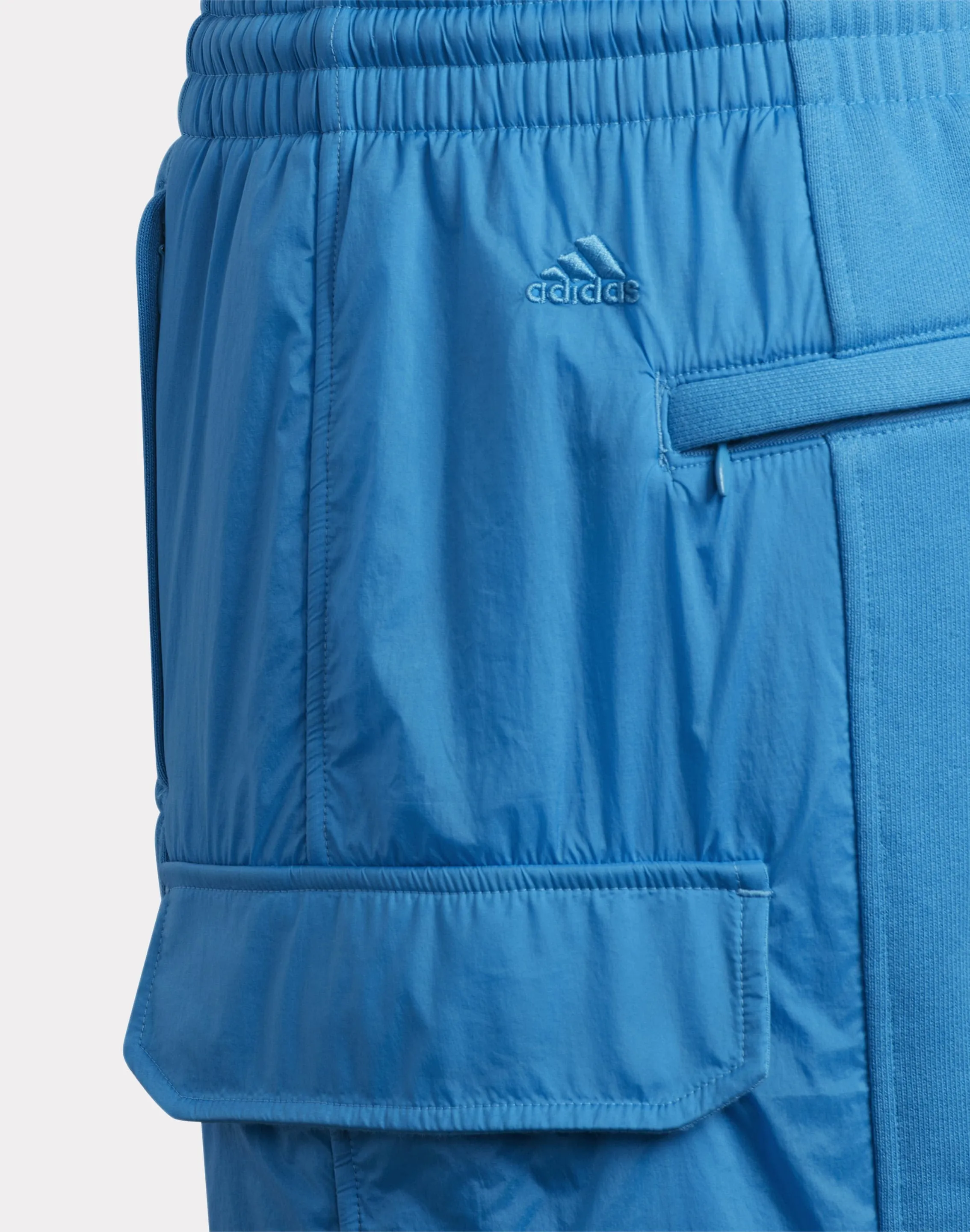 Adidas IVY PARK CARGO SHORTS (ALL GENDER)