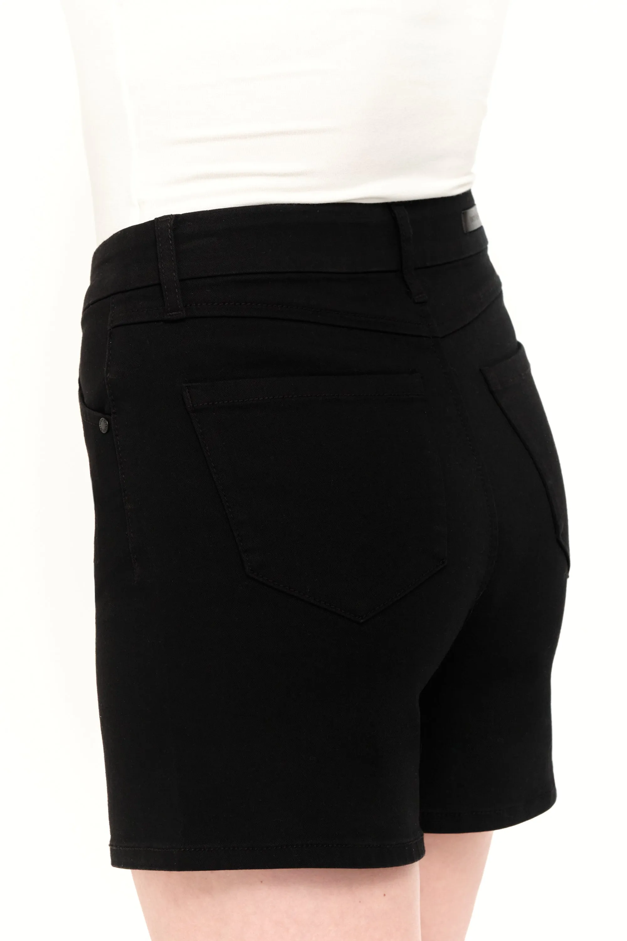 Better Butter Seamless Short in Black