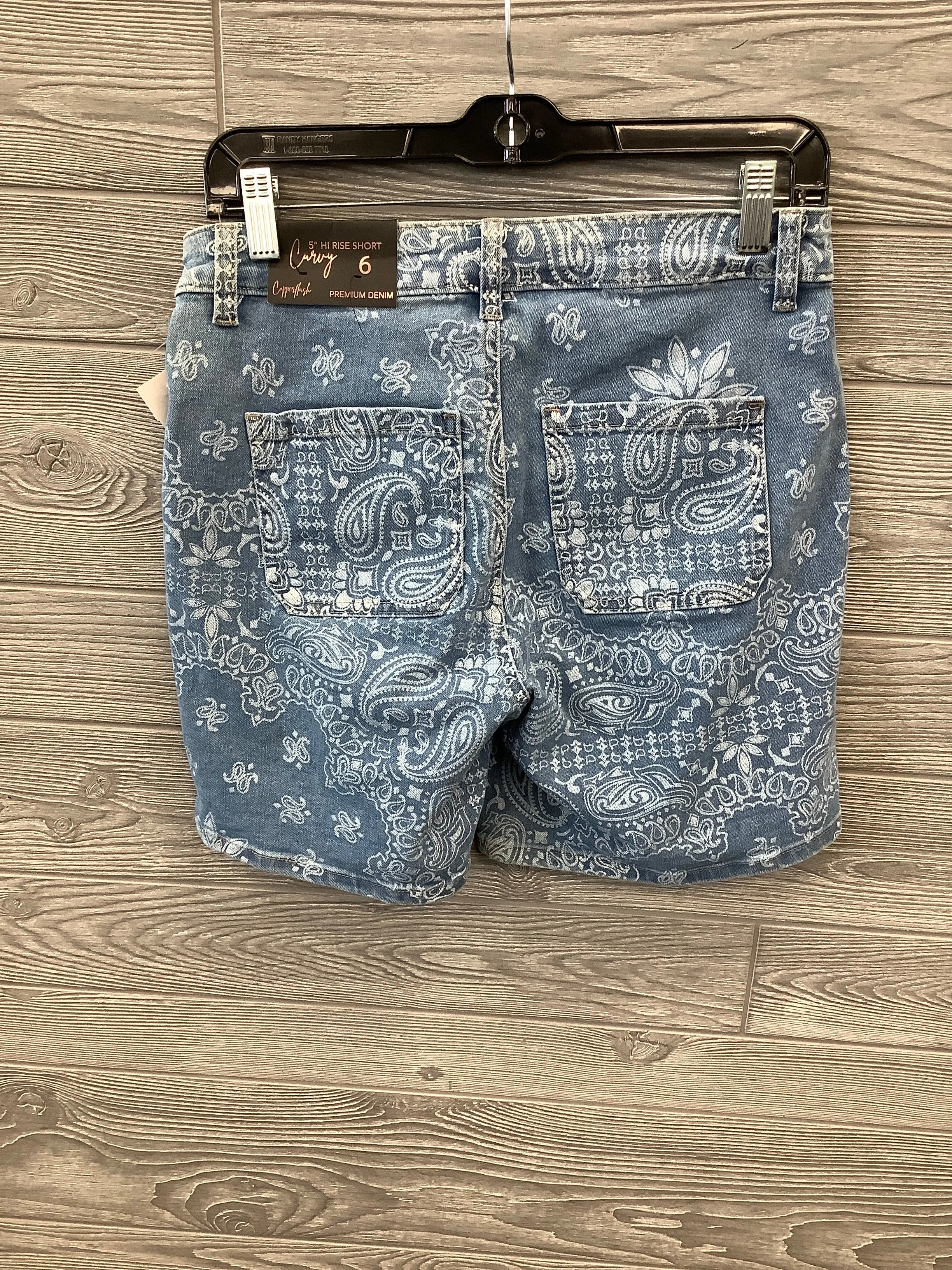 Blue Denim Shorts Clothes Mentor, Size 6