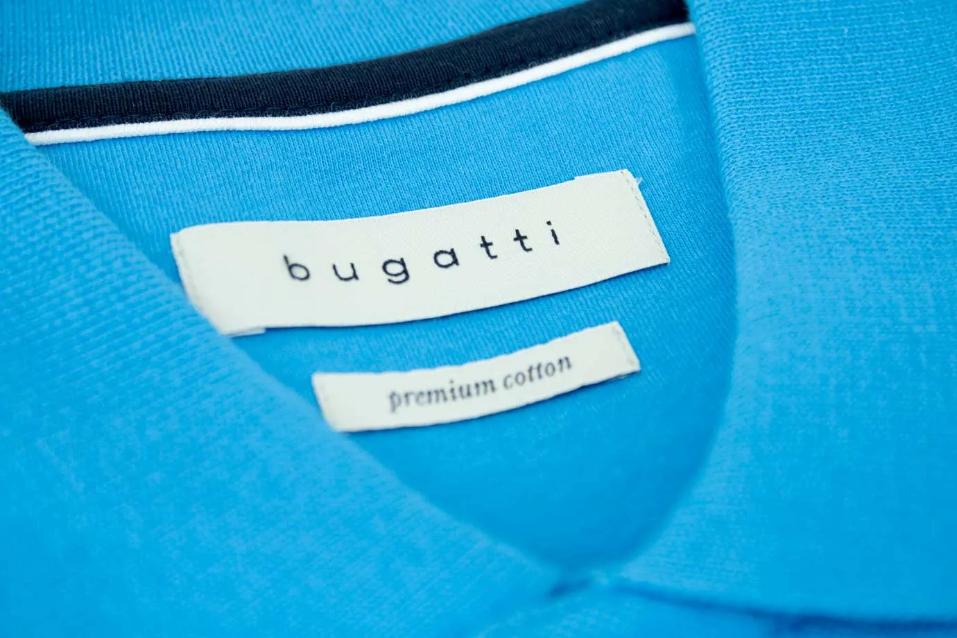 Bugatti Blue Golfer