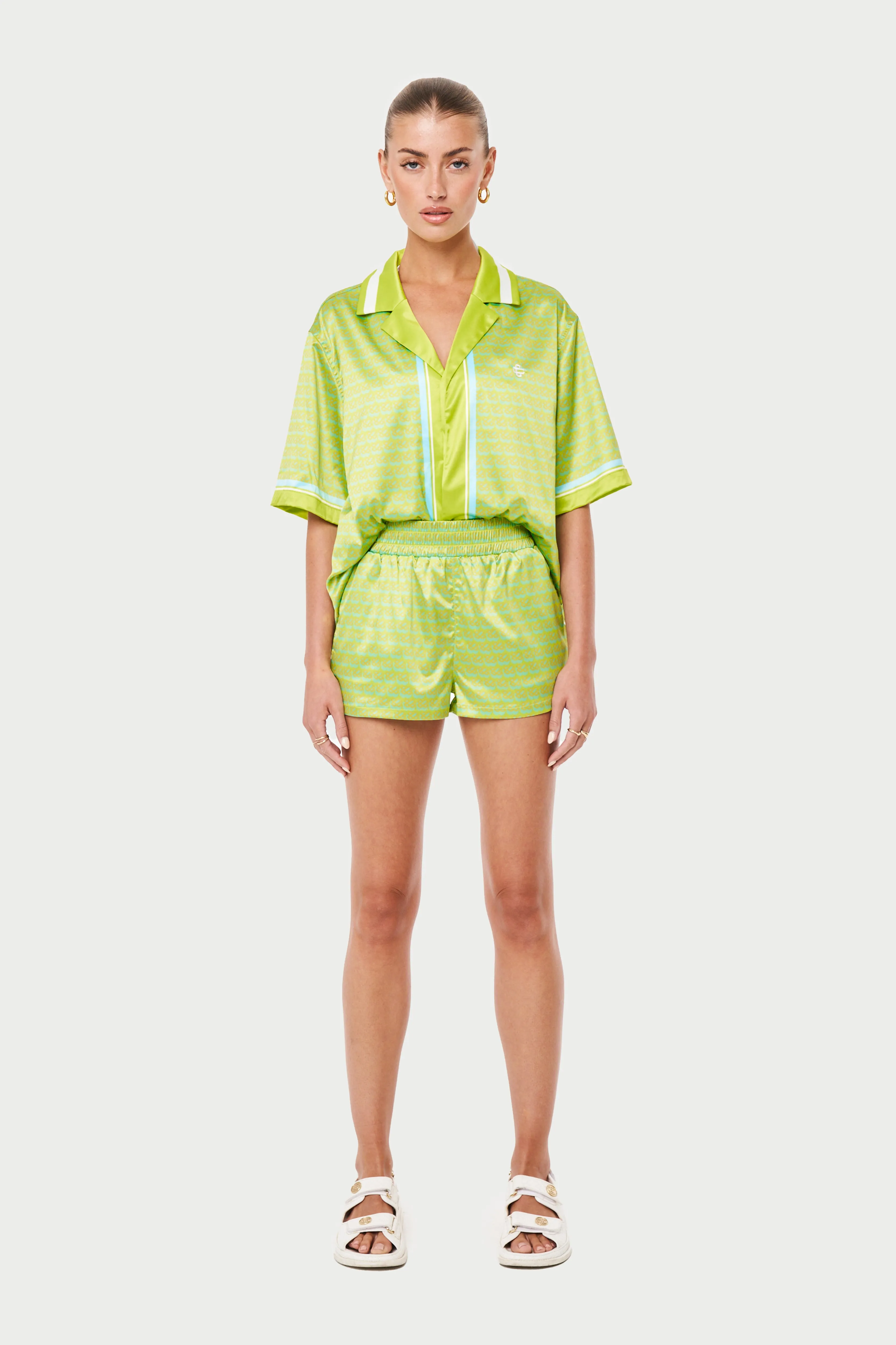 EMBLEM PRINTED RESORT SHORTS - YELLOW