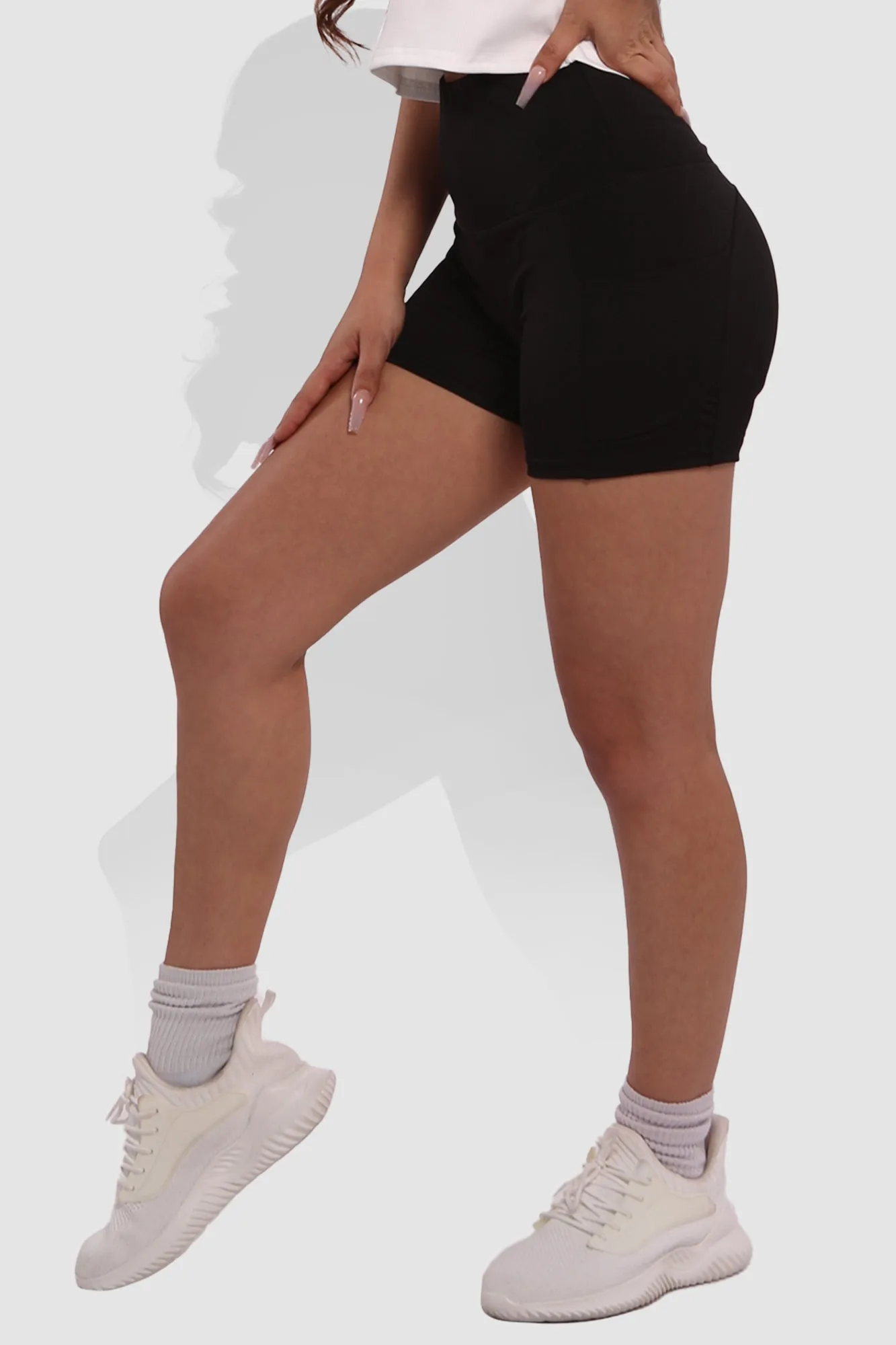 High Waist Athletic Biker Shorts With Side Pockets - Black