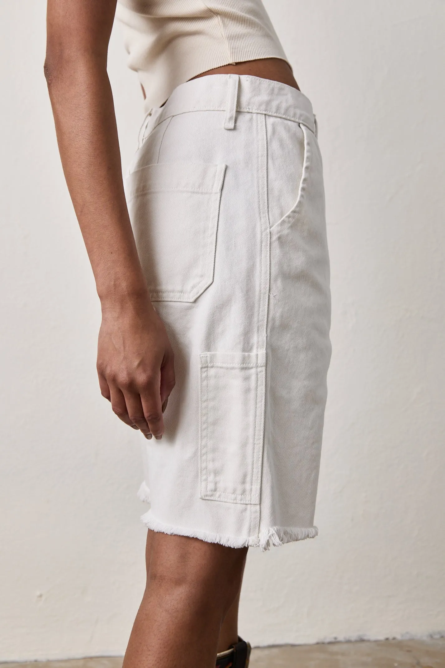 MASE CUTOFF PAINTER SHORTS / SOFT WHITE