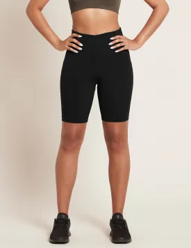 Motivate 8" High-Waist Shorts - Black