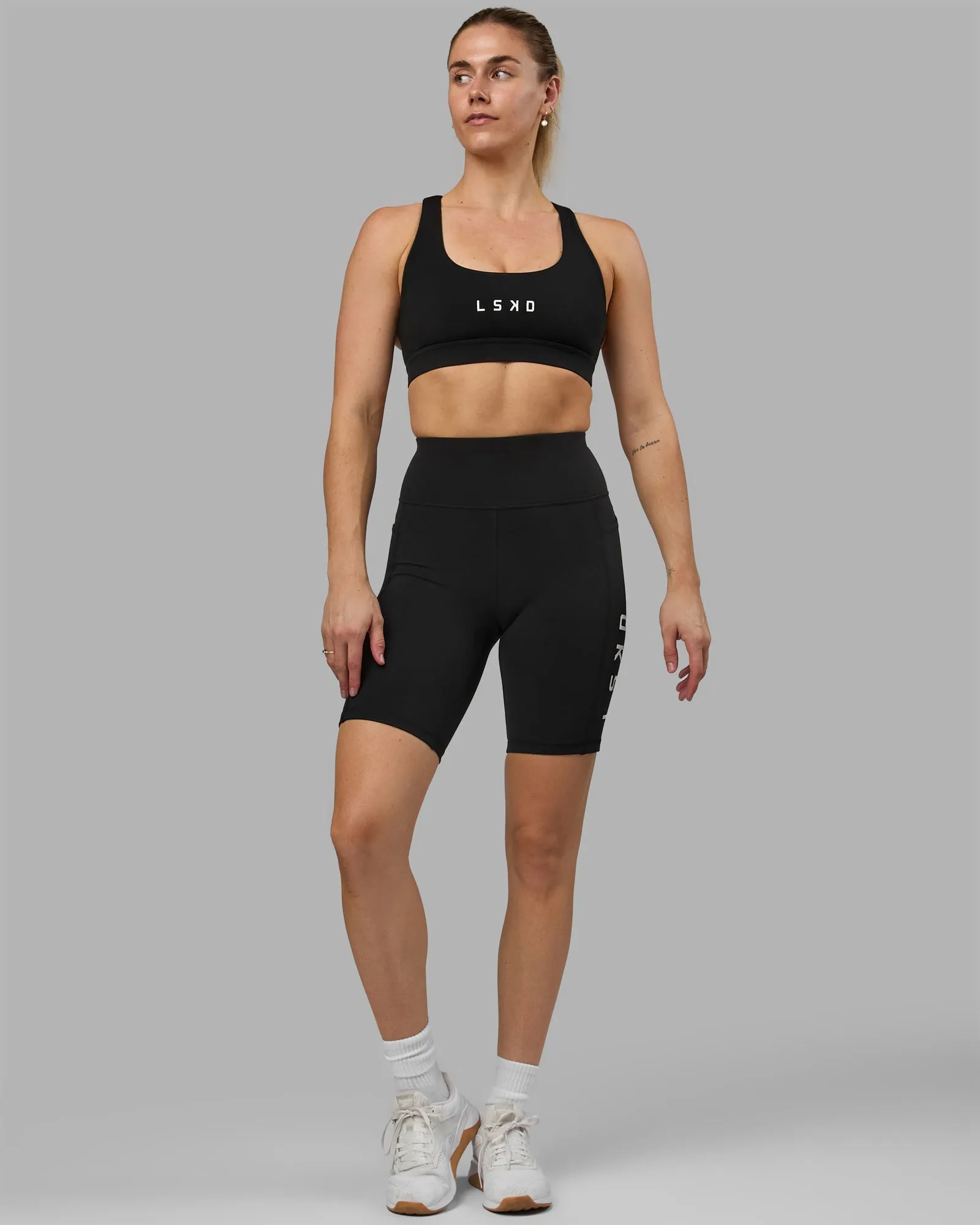 Rep Bike Shorts - Black-White