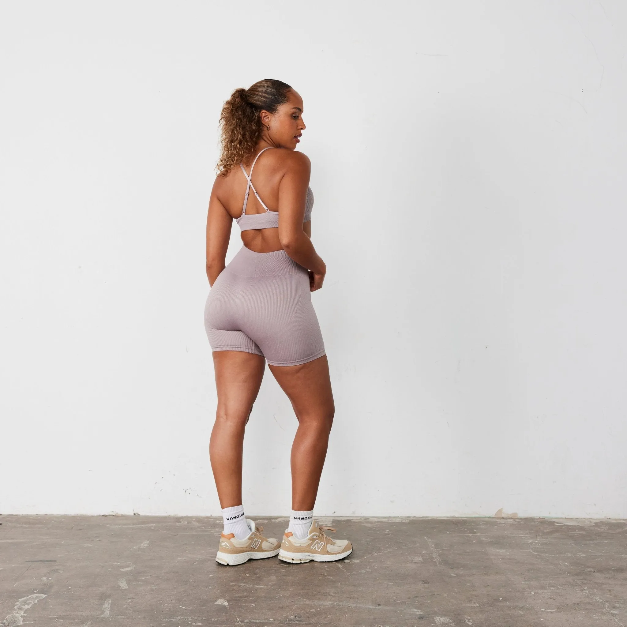 Vanquish Ribbed Seamless Blush Shorts