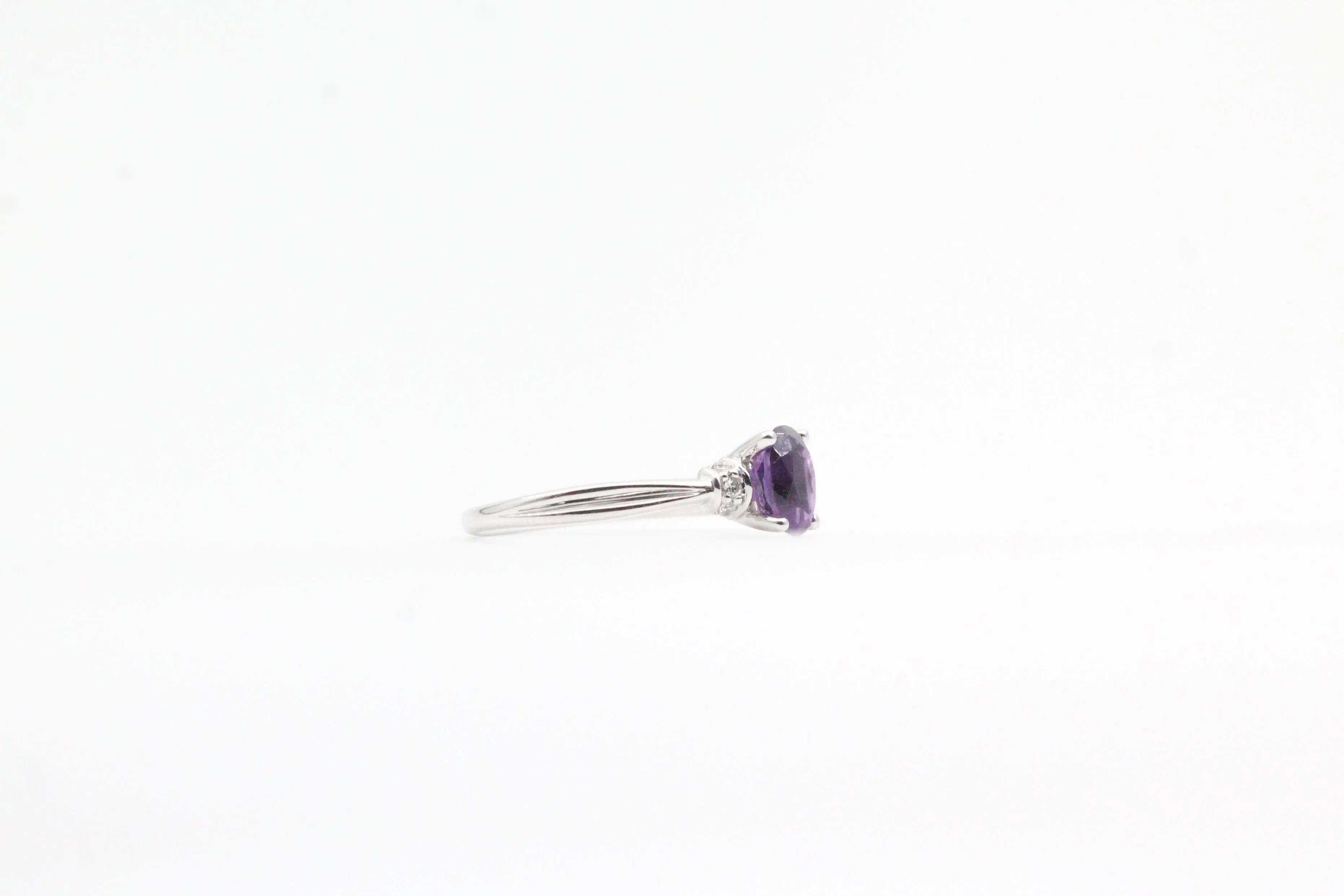 White Gold Amethyst Ring with Diamonds