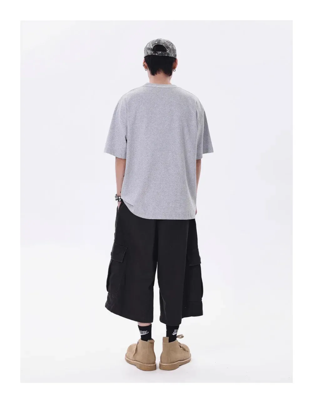 Wide-leg Calf-length Cargo Shorts